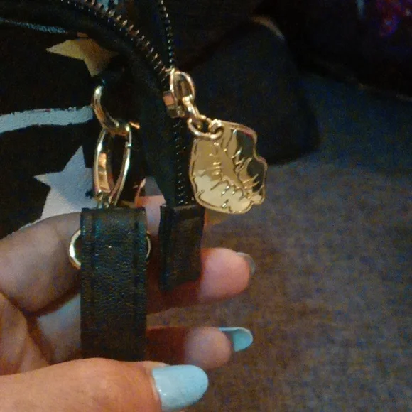 Bety Johnson cute small purse - Picture 6 of 6